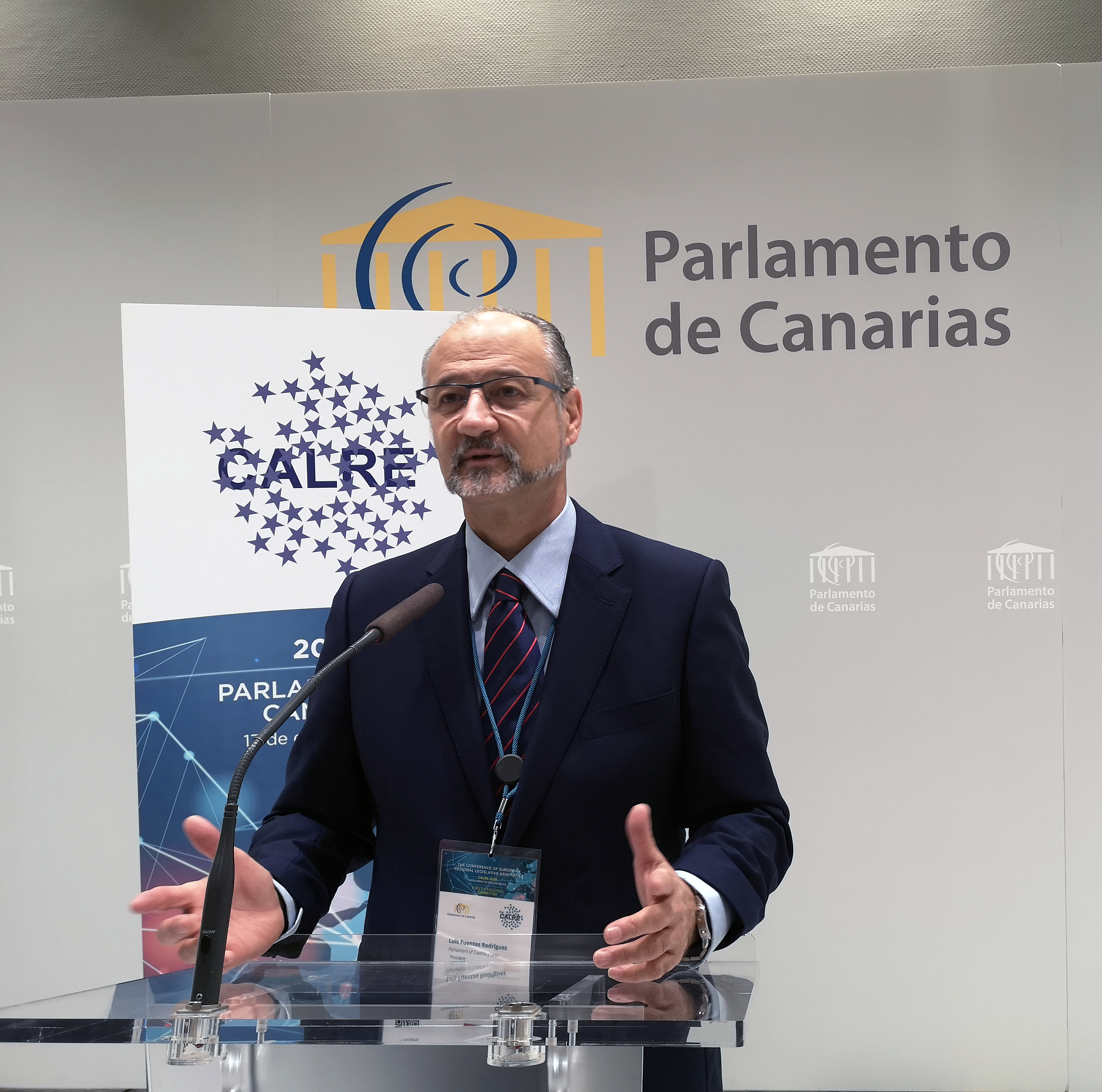 20200117 - Foto1 Presidente de las Cortes en Comité Permanente CALRE